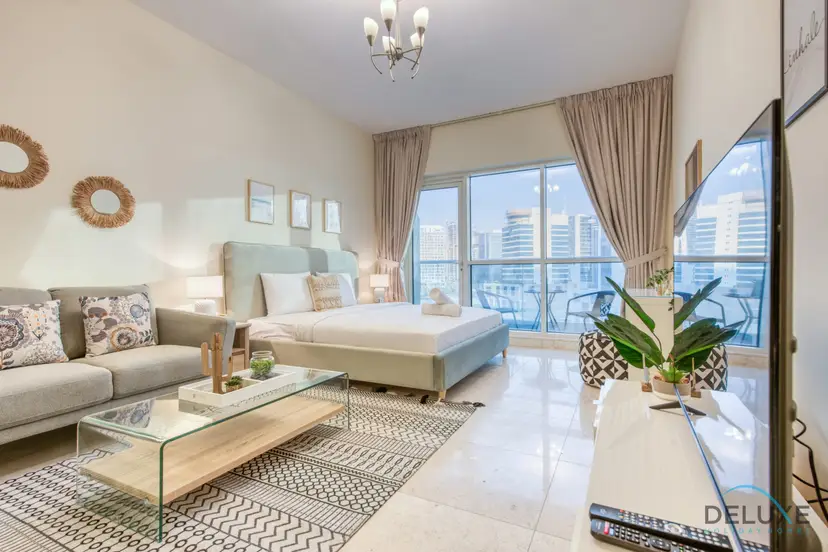 Prime Commercial Hub Near Burj Khalifa Studio Unit, Safeer Tower — Business Bay — photo 1