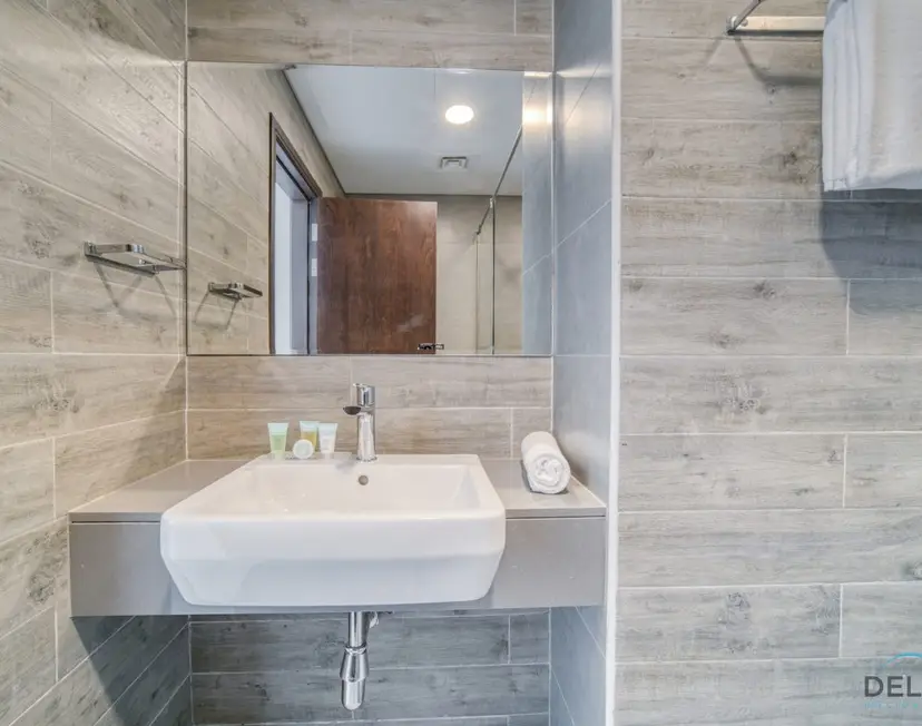 Cosmopolitan 1-Bedroom at Vezul Residences — Business Bay — photo 26