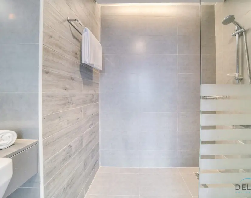 Cosmopolitan 1-Bedroom at Vezul Residences — Business Bay — photo 27