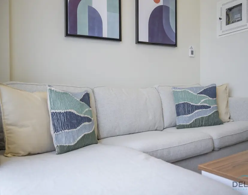 Distinguished 1-Bedroom at Vera Tower — Business Bay — photo 17