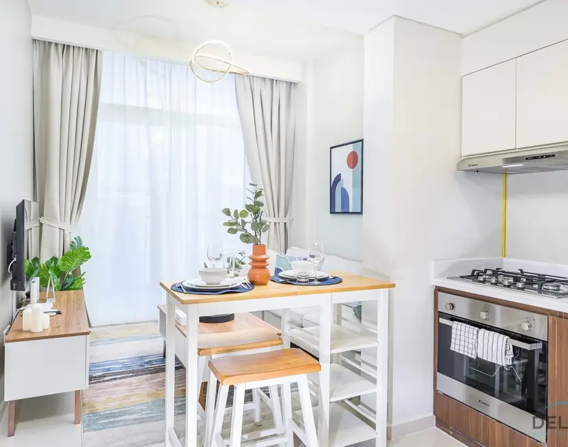Distinguished 1-Bedroom at Vera Tower — Business Bay — photo 21