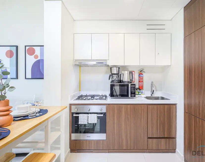 Distinguished 1-Bedroom at Vera Tower — Business Bay — photo 4