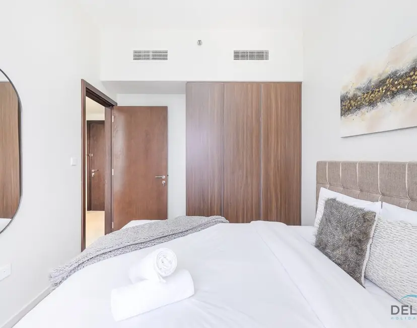Distinguished 1-Bedroom at Vera Tower — Business Bay — photo 9