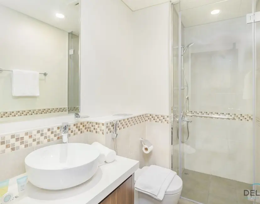 Distinguished 1-Bedroom at Vera Tower — Business Bay — photo 12
