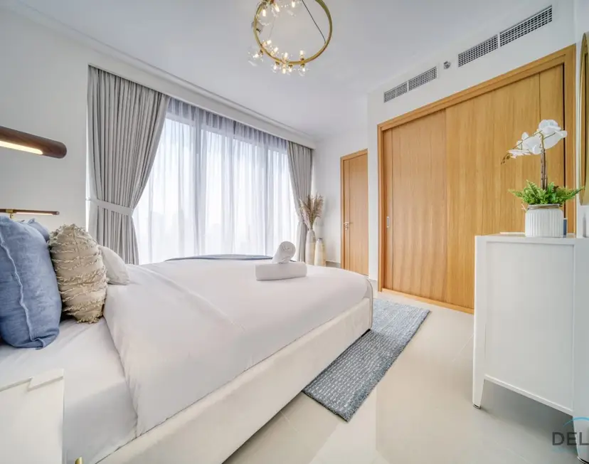 Extravagant 1-Bedroom at Opera Grand — Downtown Dubai — photo 19