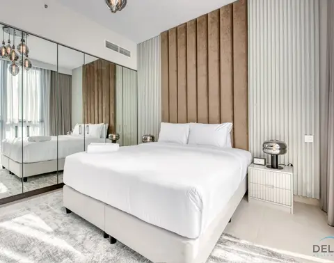 Elegant 2-Bedroom — Downtown Dubai — photo 4