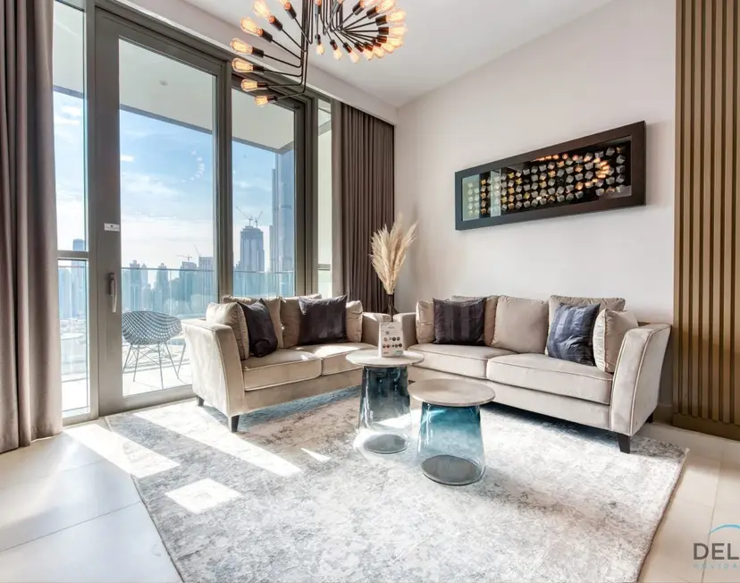 Elegant 2-Bedroom — Downtown Dubai — photo 11