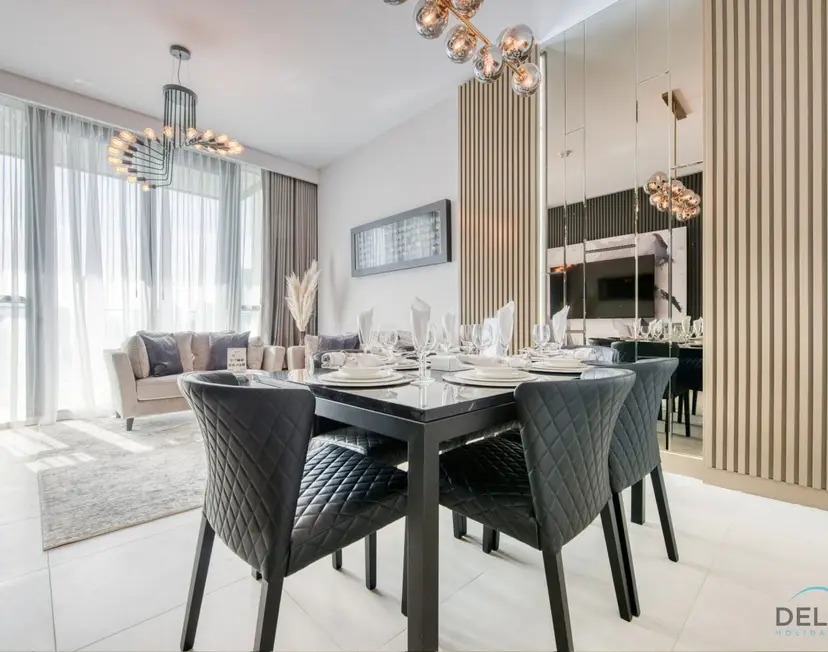 Elegant 2-Bedroom — Downtown Dubai — photo 14