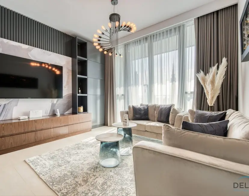 Elegant 2-Bedroom — Downtown Dubai — photo 17