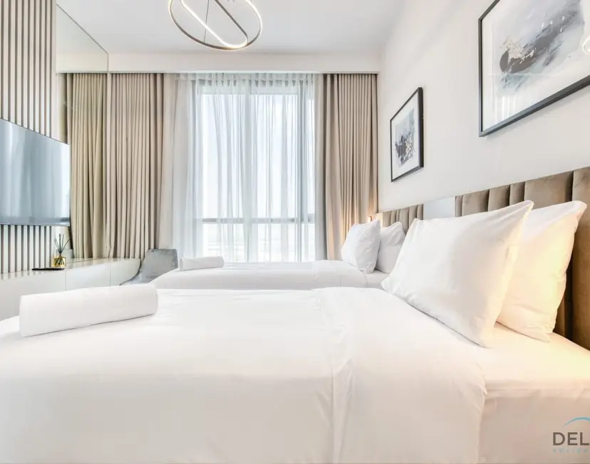 Elegant 2-Bedroom — Downtown Dubai — photo 5