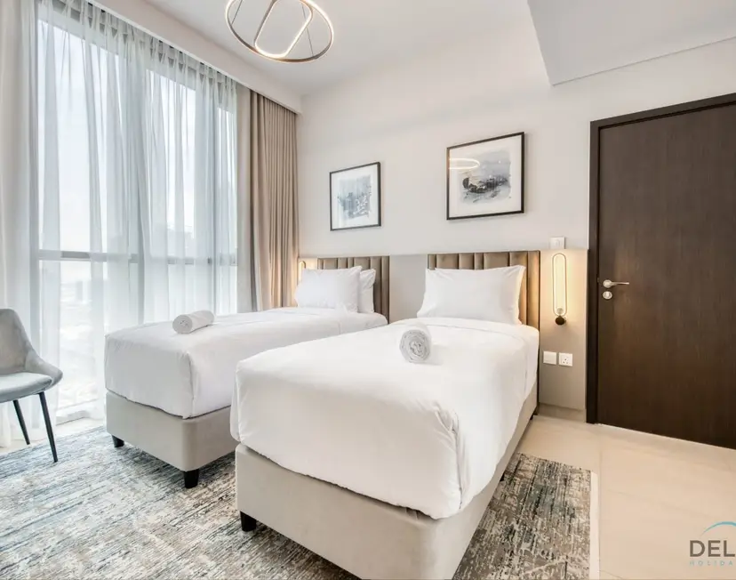 Elegant 2-Bedroom — Downtown Dubai — photo 21