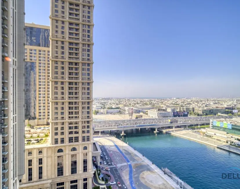Glamorous 1-Bedroom at Noura Tower — Business Bay — photo 25