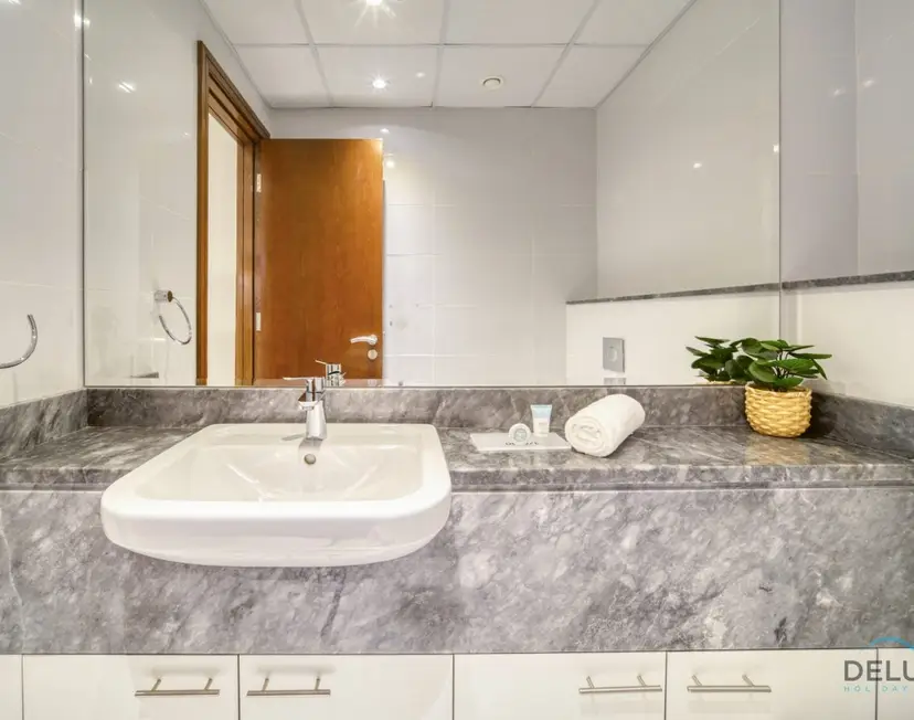 Glamorous 1-Bedroom at Noura Tower — Business Bay — photo 16
