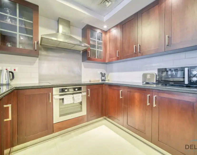 Harmonious 1-Bedroom at 29 BLVD Tower — Downtown Dubai — photo 23