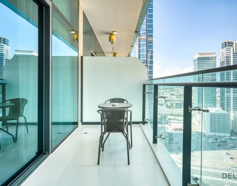 Soothing 1-Bedroom at Merano — Business Bay — photo 17