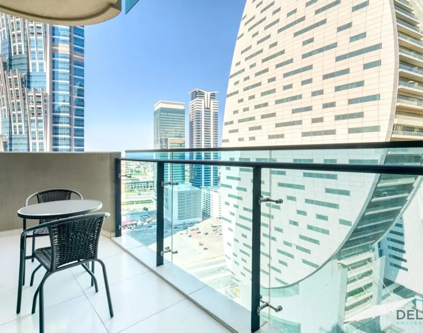 Graceful 1-Bedroom at Merano — Business Bay — photo 10