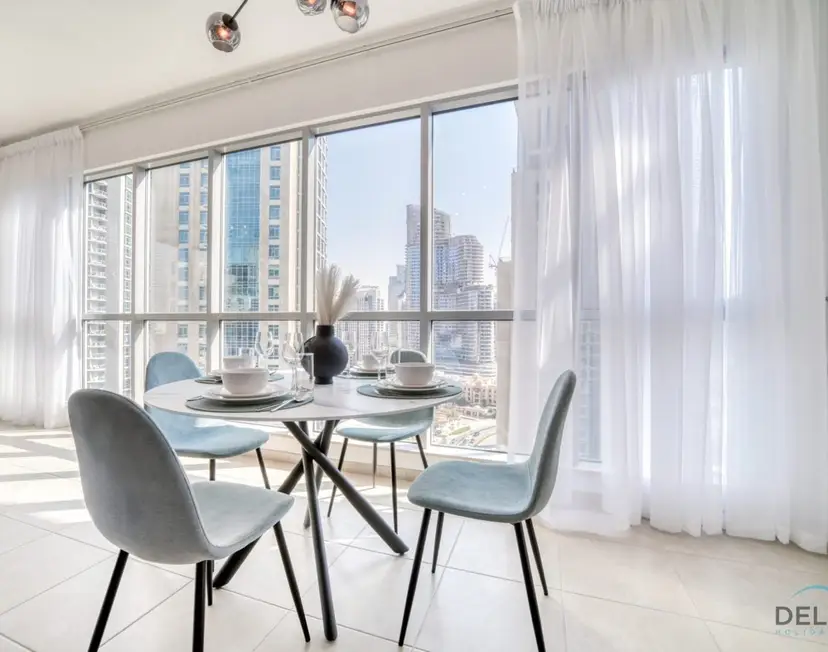 Glamorous 1-Bedroom at Residences — Downtown Dubai — photo 9