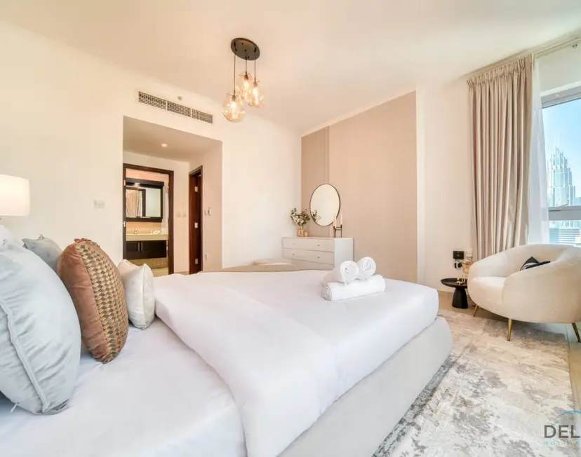Glamorous 1-Bedroom at Residences — Downtown Dubai — photo 29