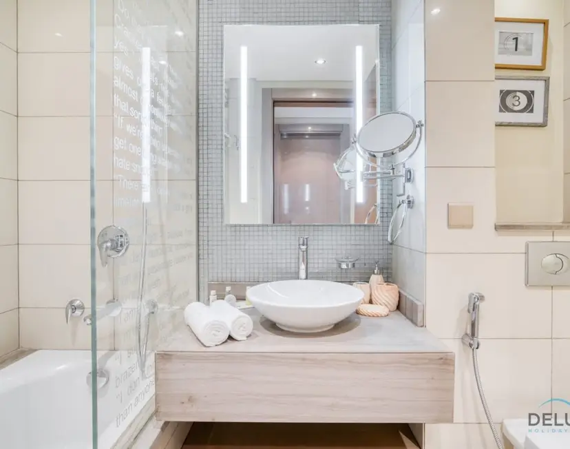 Polished 3-Bedroom at DAMAC Towers by Paramount — Business Bay — photo 36