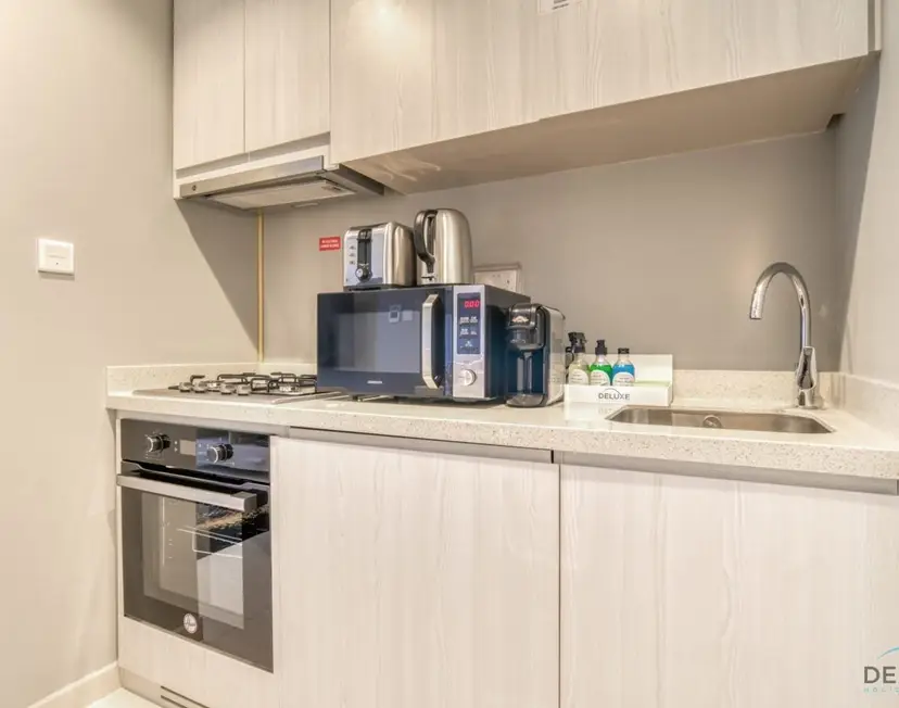 Modern 1-Bedroom at DAMAC Zada Tower — Business Bay — photo 9