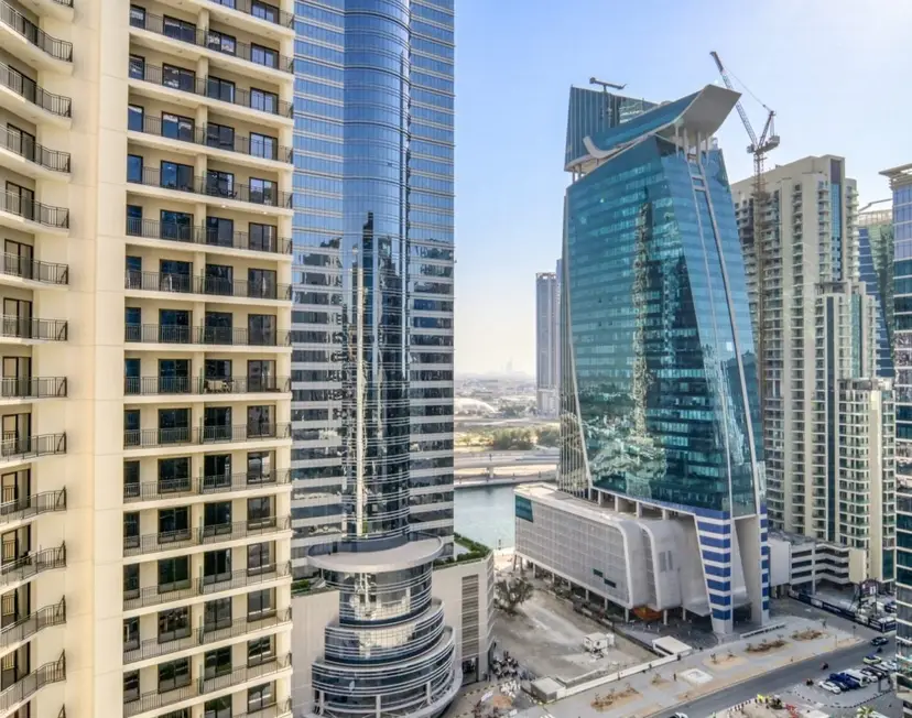 Modern 1-Bedroom at DAMAC Zada Tower — Business Bay — photo 35