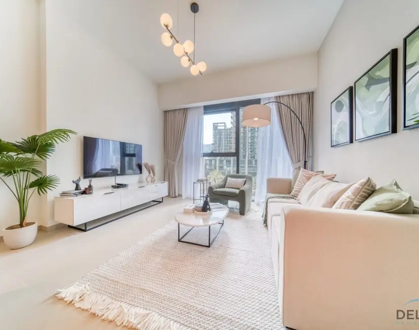Sumptuous 1-Bedroom at Act One Act Two Tower — Downtown Dubai — photo 5