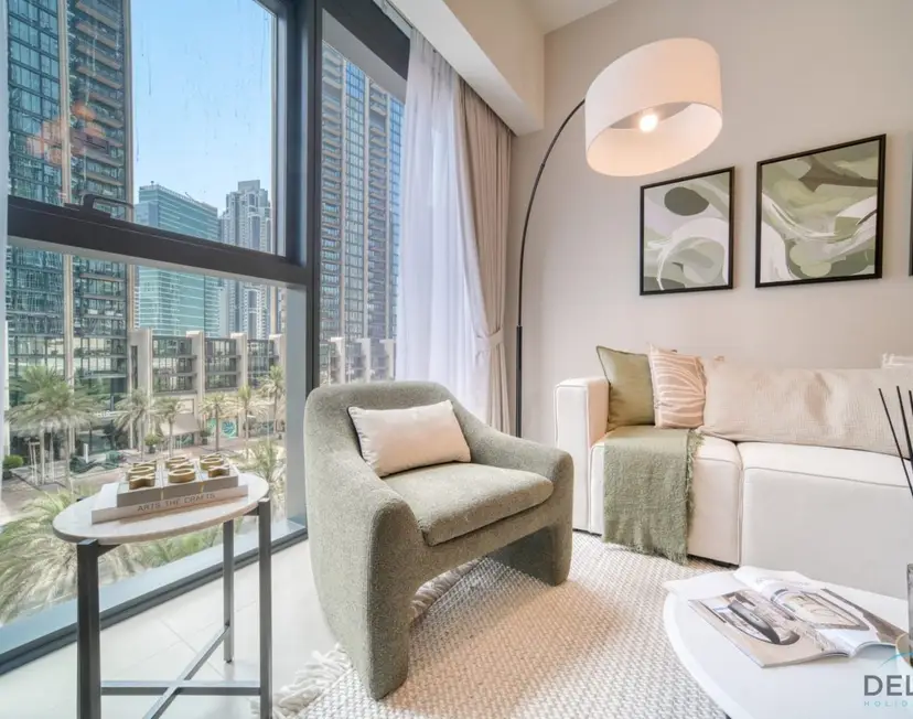 Sumptuous 1-Bedroom at Act One Act Two Tower — Downtown Dubai — photo 7