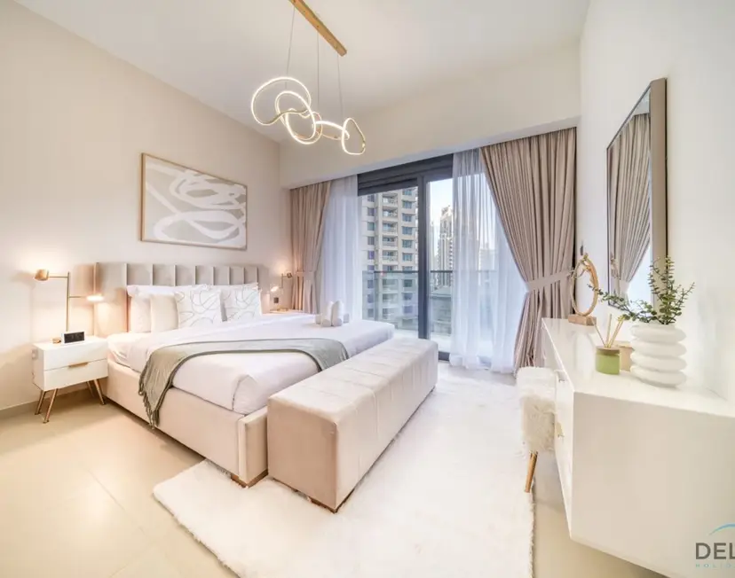 Plush 1-Bedroom at Act One Act Two Tower — Downtown Dubai — photo 36