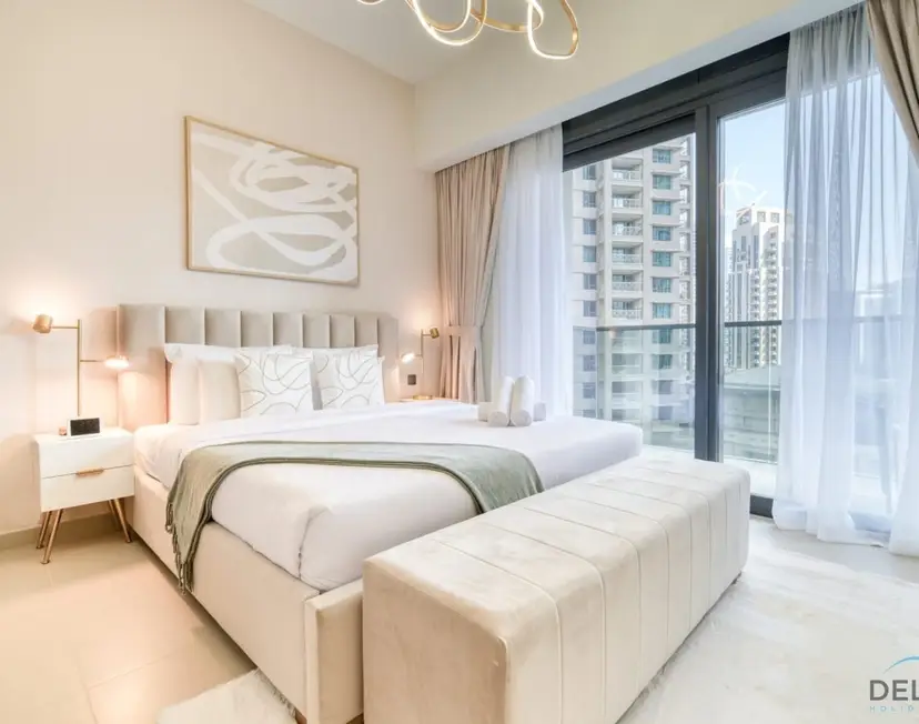 Plush 1-Bedroom at Act One Act Two Tower — Downtown Dubai — photo 33