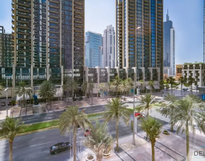 Sumptuous 1-Bedroom at Act One Act Two Tower — Downtown Dubai — photo 30