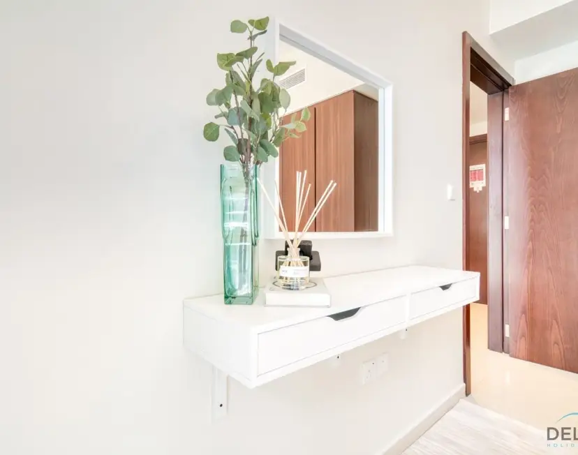 Contemporary 1-Bedroom at Vera Tower — Business Bay — photo 21