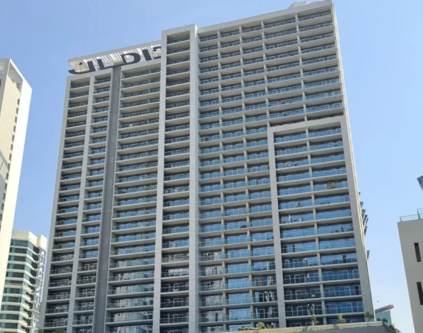 Contemporary 1-Bedroom at Vera Tower — Business Bay — photo 26