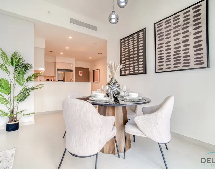 Stylish 2-Bedroom with Burj Khalifa View at Burj Royale — Downtown Dubai — photo 11