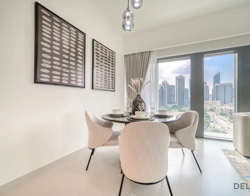 Stylish 2-Bedroom with Burj Khalifa View at Burj Royale — Downtown Dubai — photo 12