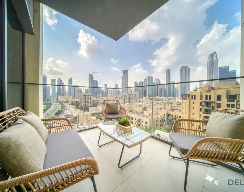 Stylish 2-Bedroom with Burj Khalifa View at Burj Royale — Downtown Dubai — photo 16