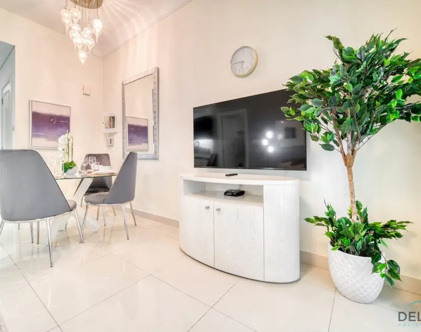 Chic 1-Bedroom at The Signature — Downtown Dubai — photo 21