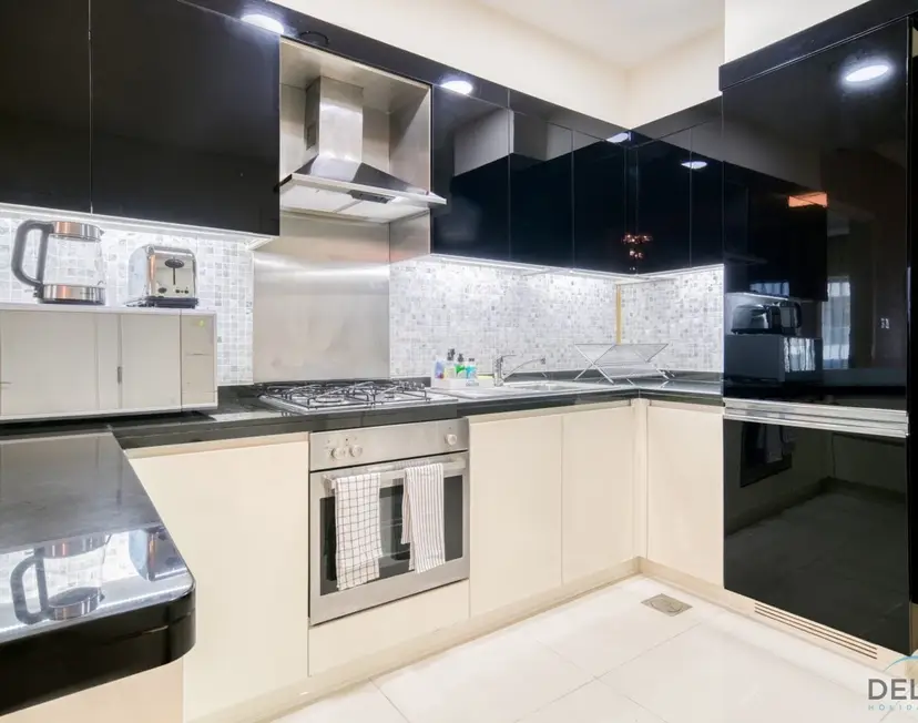 Chic 1-Bedroom at The Signature — Downtown Dubai — photo 23