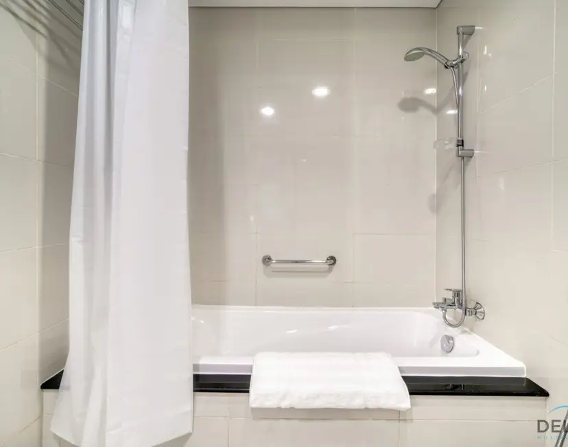 Chic 1-Bedroom at The Signature — Downtown Dubai — photo 32