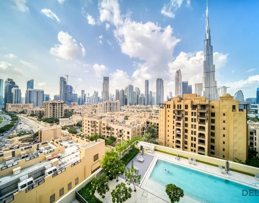 Stylish 2-Bedroom with Burj Khalifa View at Burj Royale — Downtown Dubai — photo 20