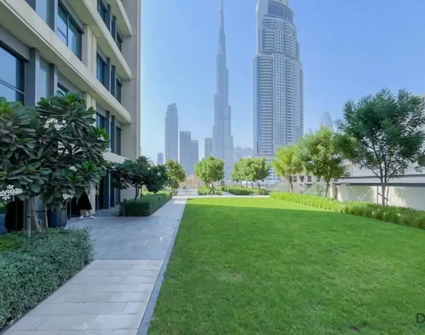 Stylish 2-Bedroom with Burj Khalifa View at Burj Royale — Downtown Dubai — photo 38