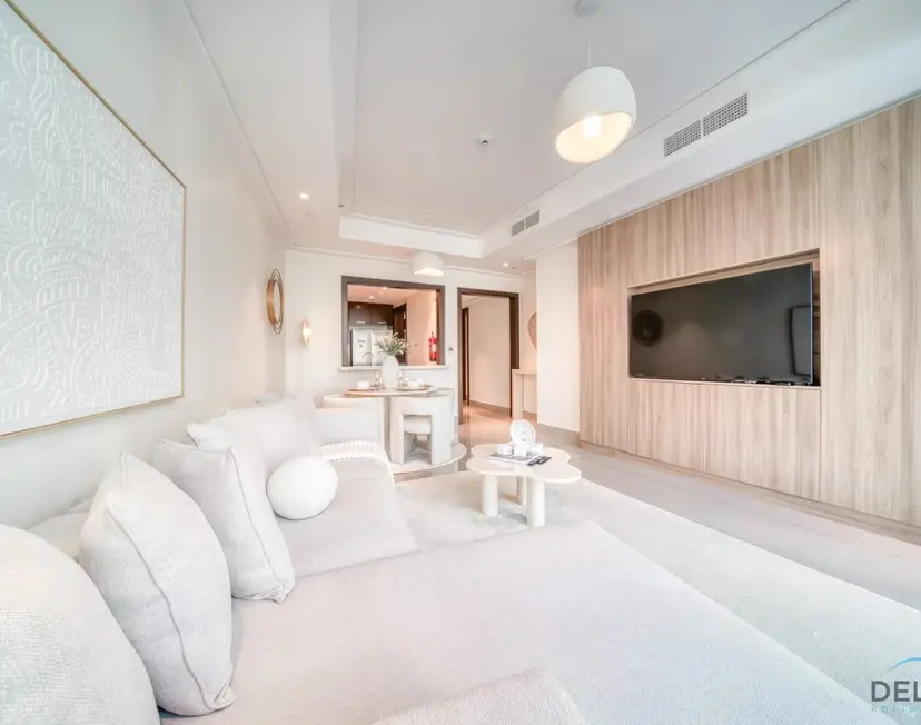 Plush 2-Bedroom at Grand Opera — Downtown Dubai — photo 9