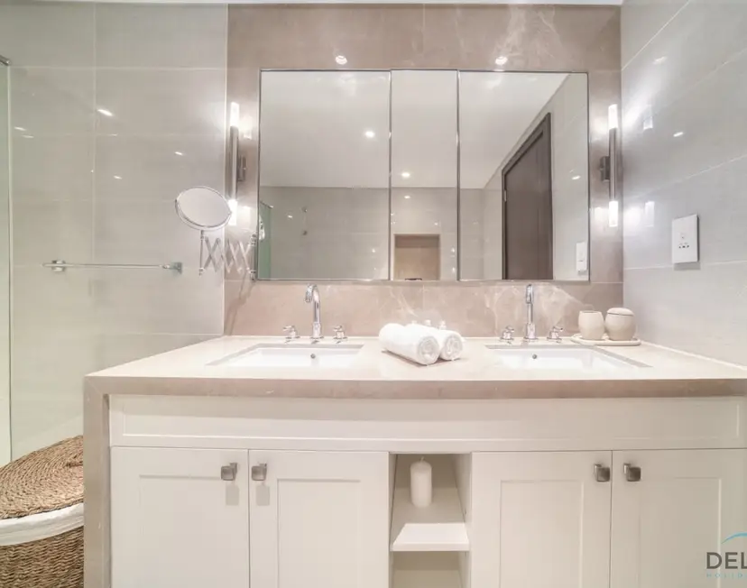 Plush 2-Bedroom at Grand Opera — Downtown Dubai — photo 29