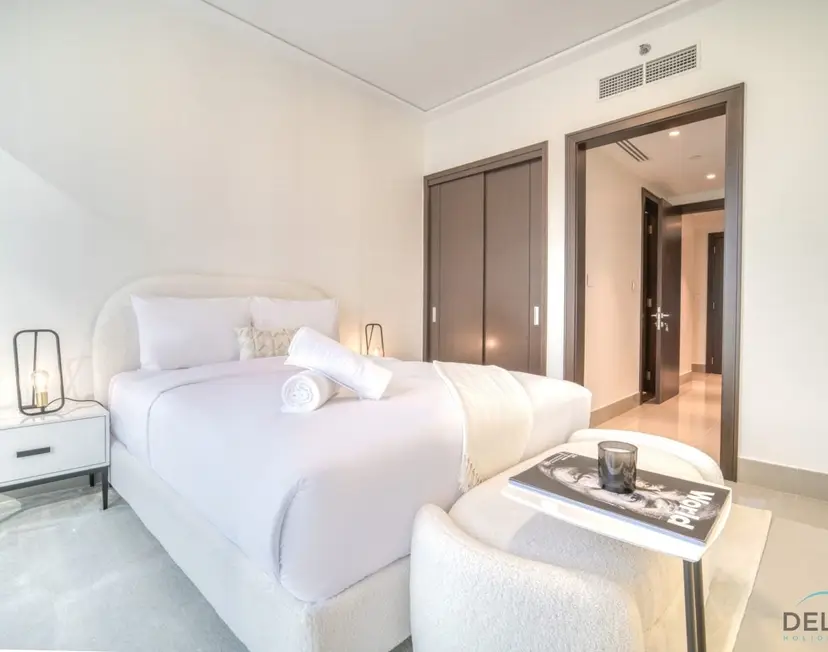 Plush 2-Bedroom at Grand Opera — Downtown Dubai — photo 36