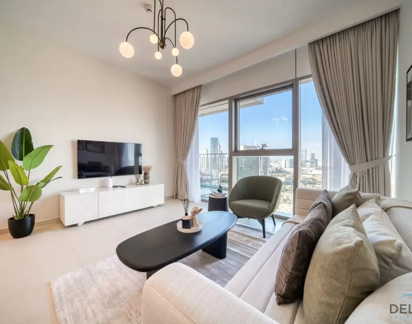 Exquisite 1-Bedroom — Downtown Dubai — photo 19