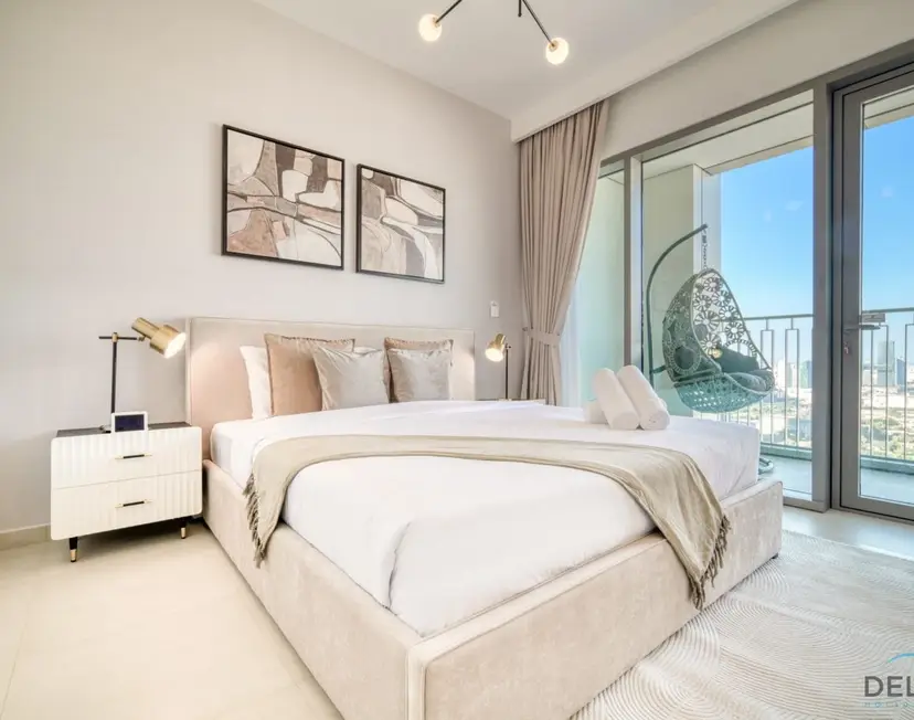 Exquisite 1-Bedroom — Downtown Dubai — photo 28