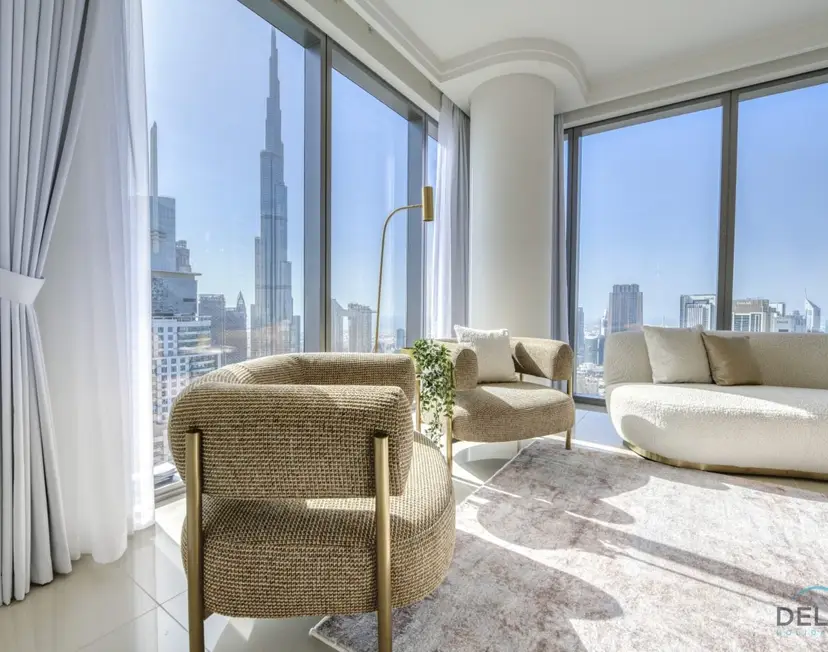 Luxurious 2-Bedroom Apartment at Boulevard Point — Downtown Dubai — photo 19
