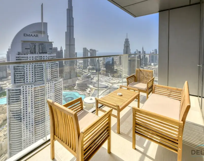 Luxurious 2-Bedroom Apartment at Boulevard Point — Downtown Dubai — photo 4