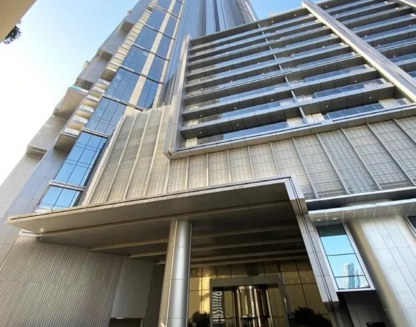 Luxurious 2-Bedroom Apartment at Boulevard Point — Downtown Dubai — photo 36