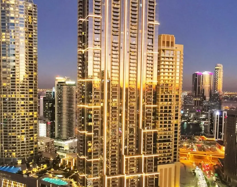 Luxurious 2-Bedroom Apartment at Boulevard Point — Downtown Dubai — photo 11