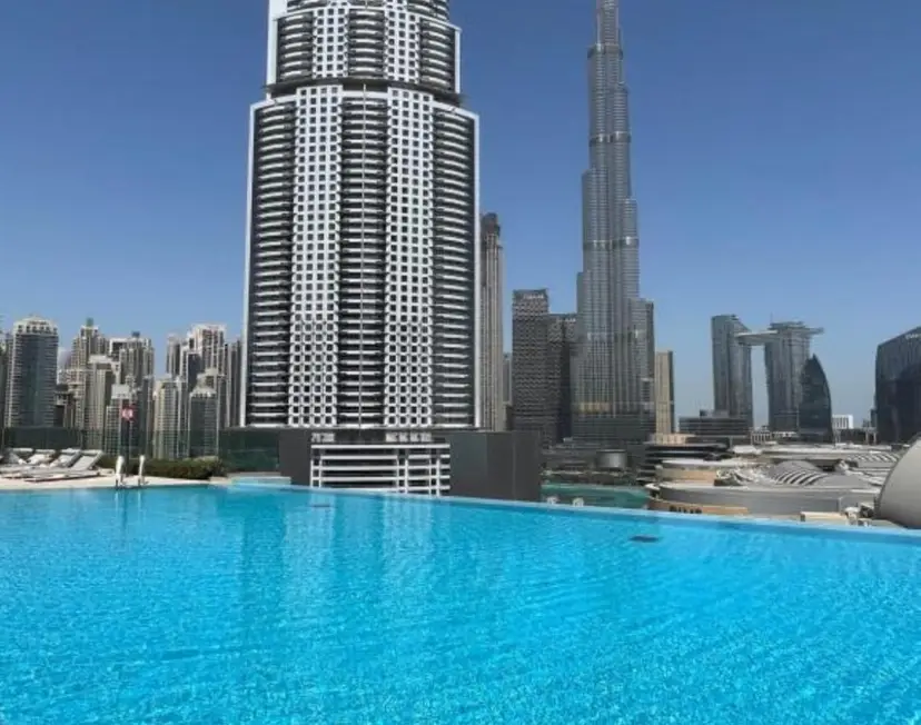 Luxurious 2-Bedroom Apartment at Boulevard Point — Downtown Dubai — photo 9